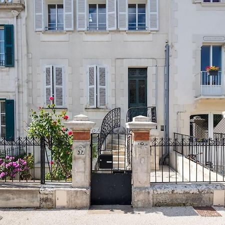 لا روشيل Superbe Appartement Facon Loft A 2 Pas Du Centre ! المظهر الخارجي الصورة