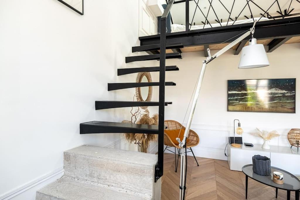 لا روشيل Superbe Appartement Facon Loft A 2 Pas Du Centre ! المظهر الخارجي الصورة